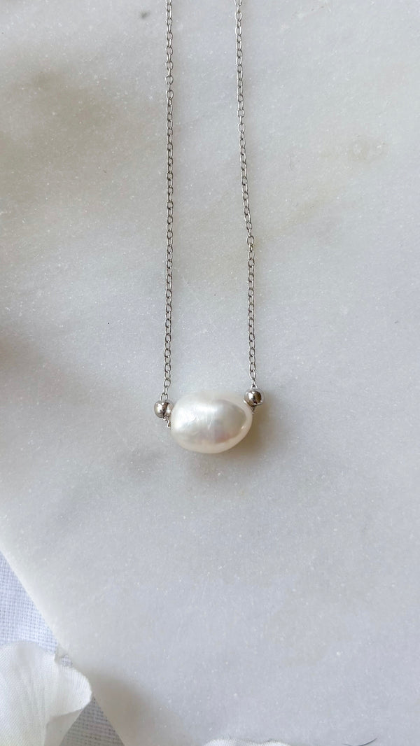 Baroque Single Pearl Necklace