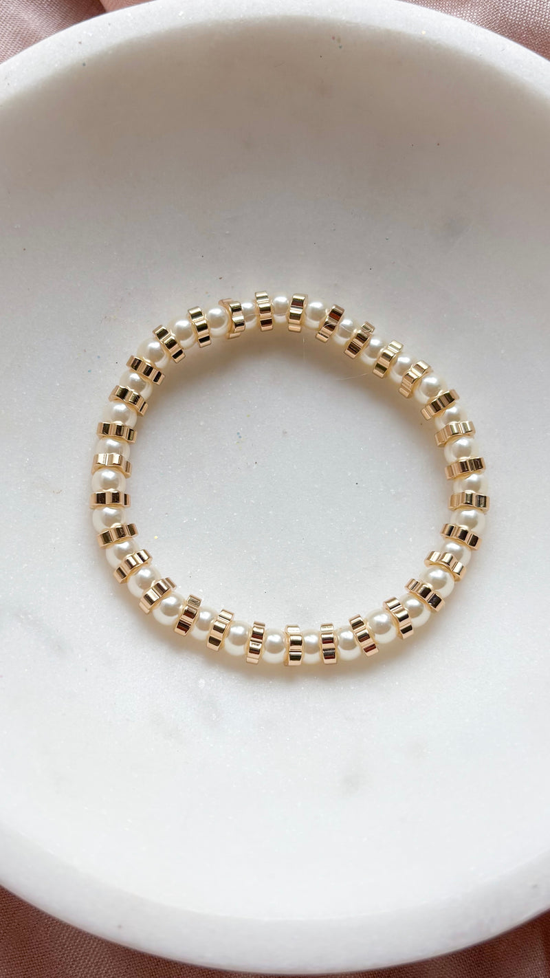 Elaina Pearl and Gold Bracelet