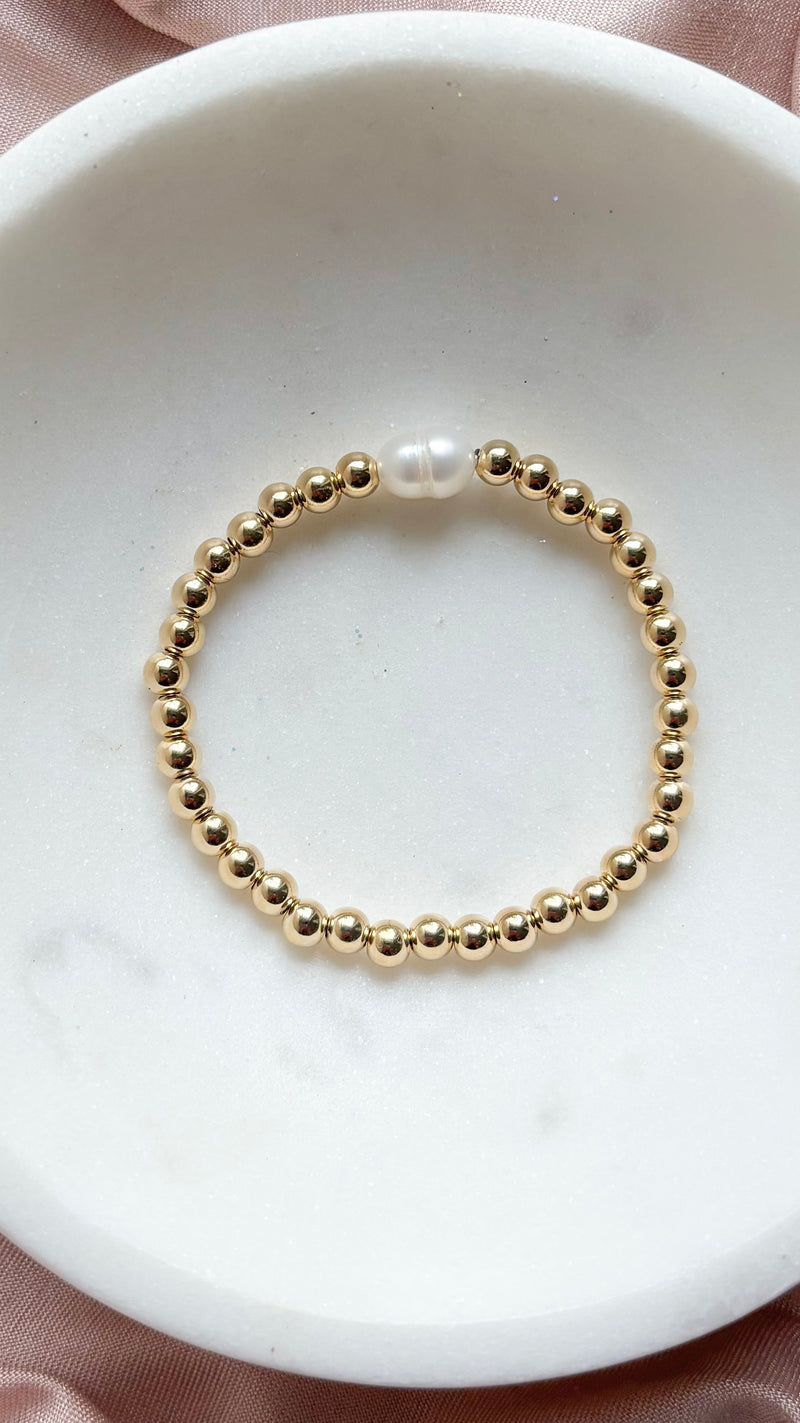 Gold Ball One Pearl Bracelet