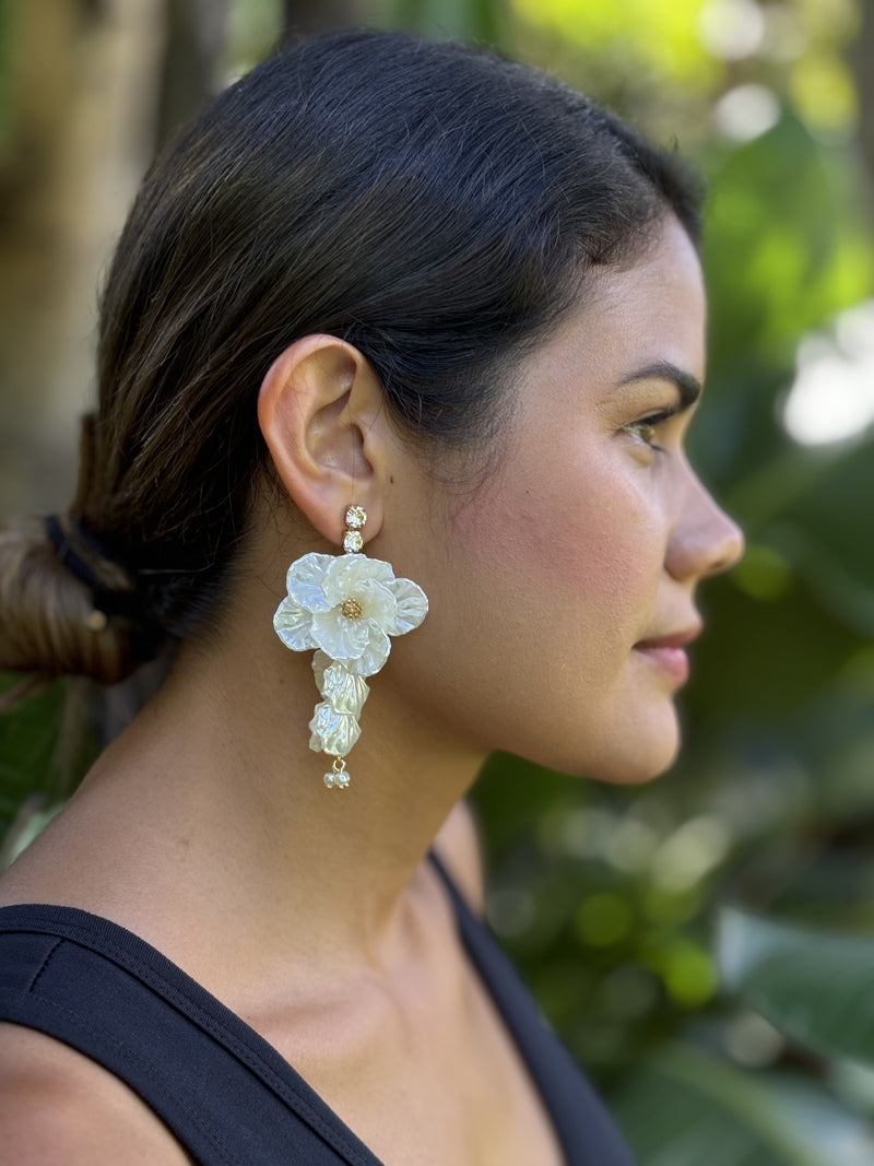 Nicola Flower Earrings