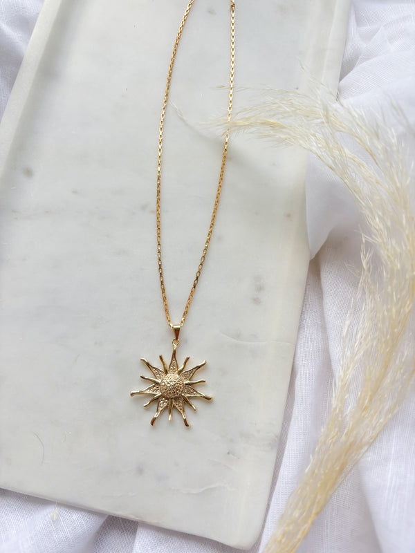 Sun Flower Pendant Necklace