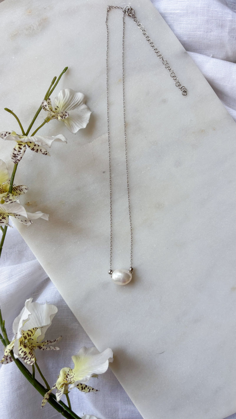 Baroque Single Pearl Necklace